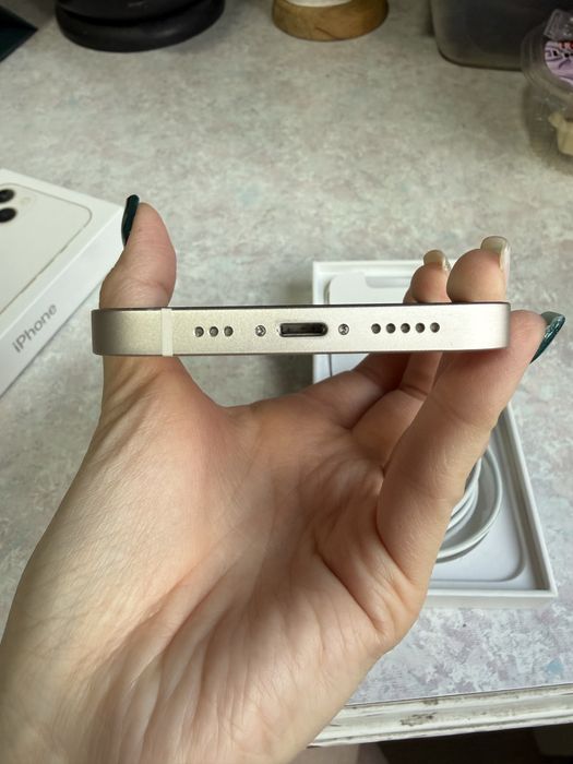 Б/У Iphone 13, 128 Gb