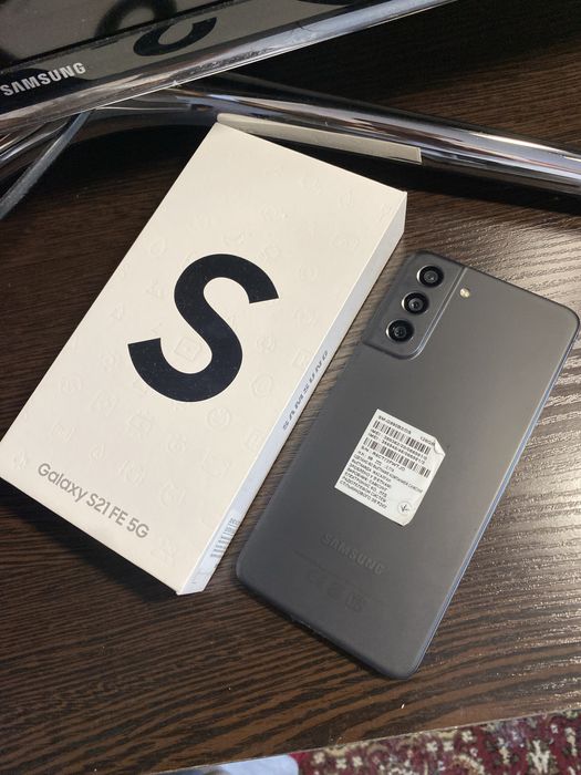 Samsung S21FE 128/8gb С полным комплектом