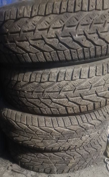 Продам зимнюю резину