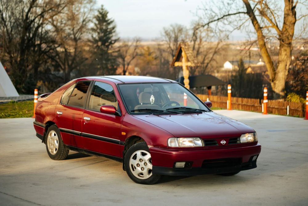 Nissan Primera Autoturism Nissan Primera Invitation P10 1995 1.6 Benzina DOHC