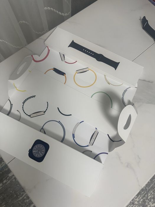 продам apple watch 8