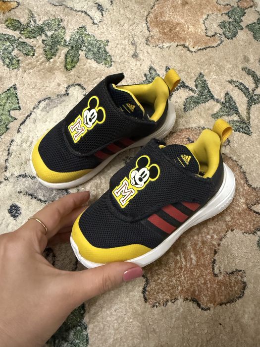 Детские кроссовки Adidas (оригинал)