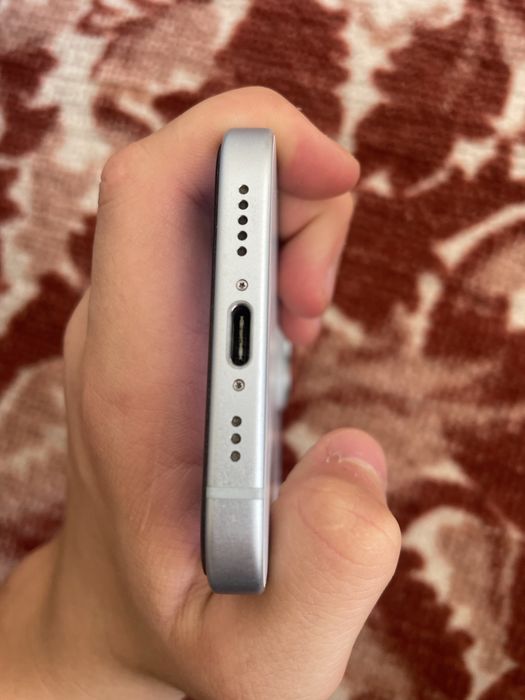Iphone 15 B/U sotiladi