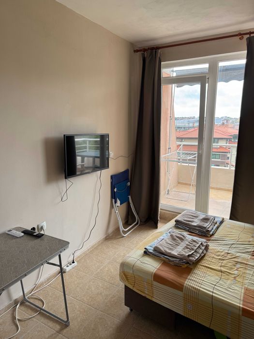 Продава се Едностаен апартамент в Созопол - 30 кв.м за 1650 €/кв.м - Снимка #2