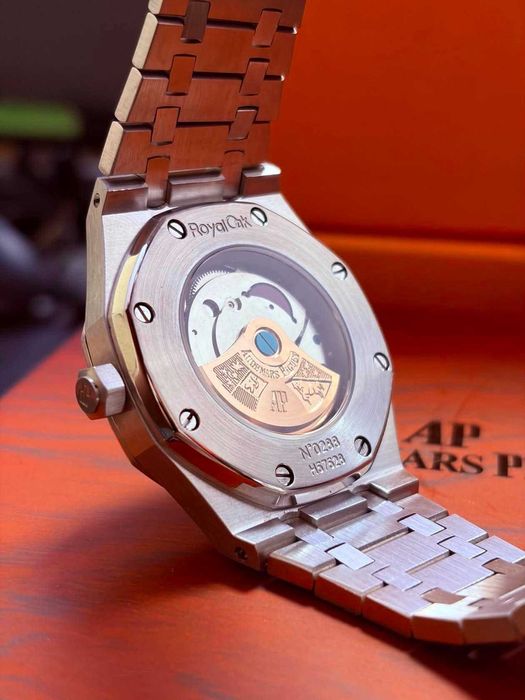 Луксозен часовник Audemars Piguet AP