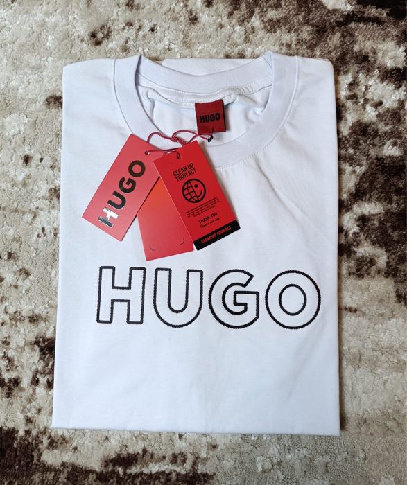 Vand tricou nou de barbati Hugo