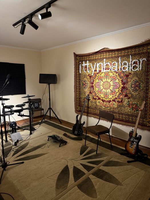 Репетеционая точка, студия