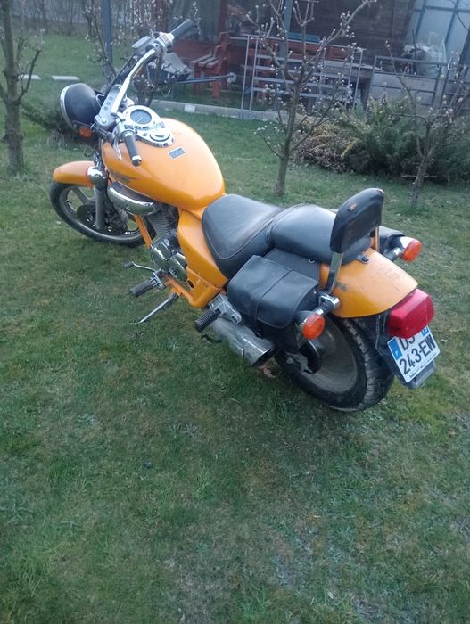 Vând motocicletă Daelim