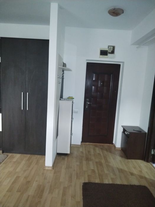 Garsoniera confort 1 de închiriat