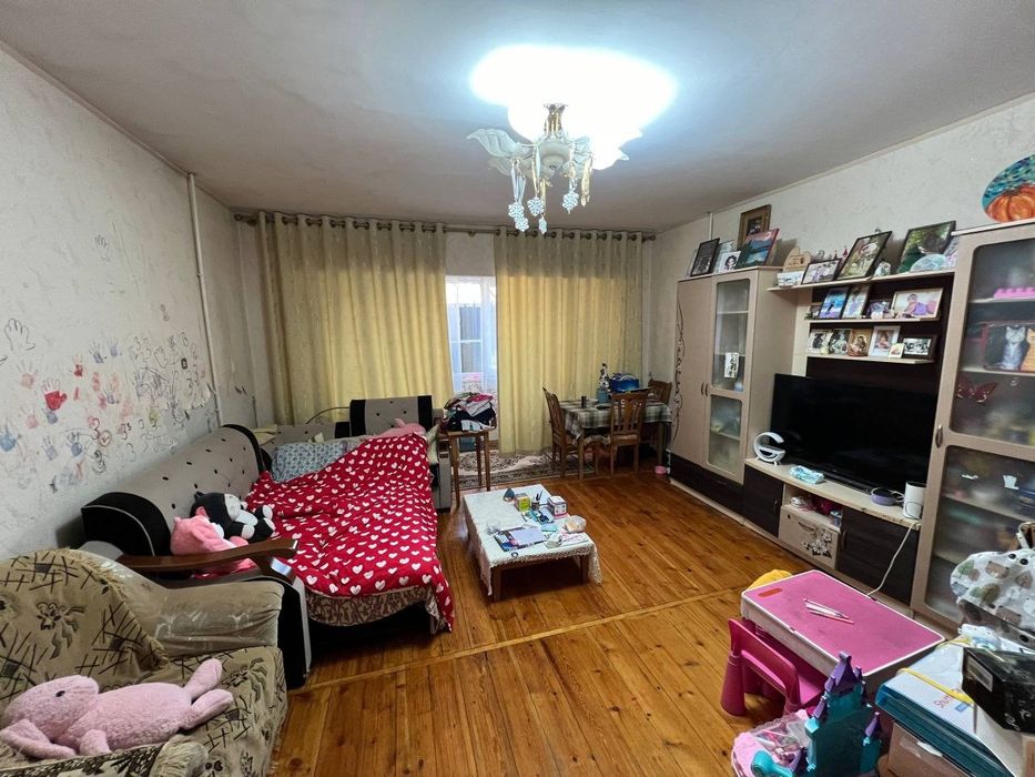 Миробод Район Метро Айбек 3/4/9. Срочно Продам квартиру срочно