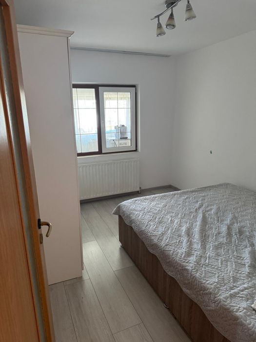 Vand apartament 3 camere parter