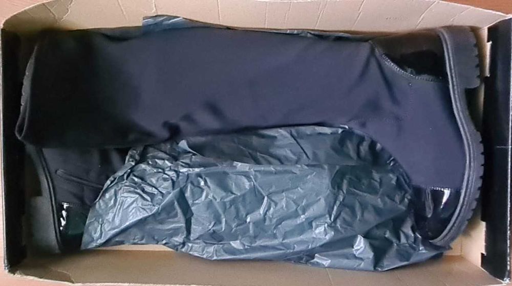 Cizme peste genunchi