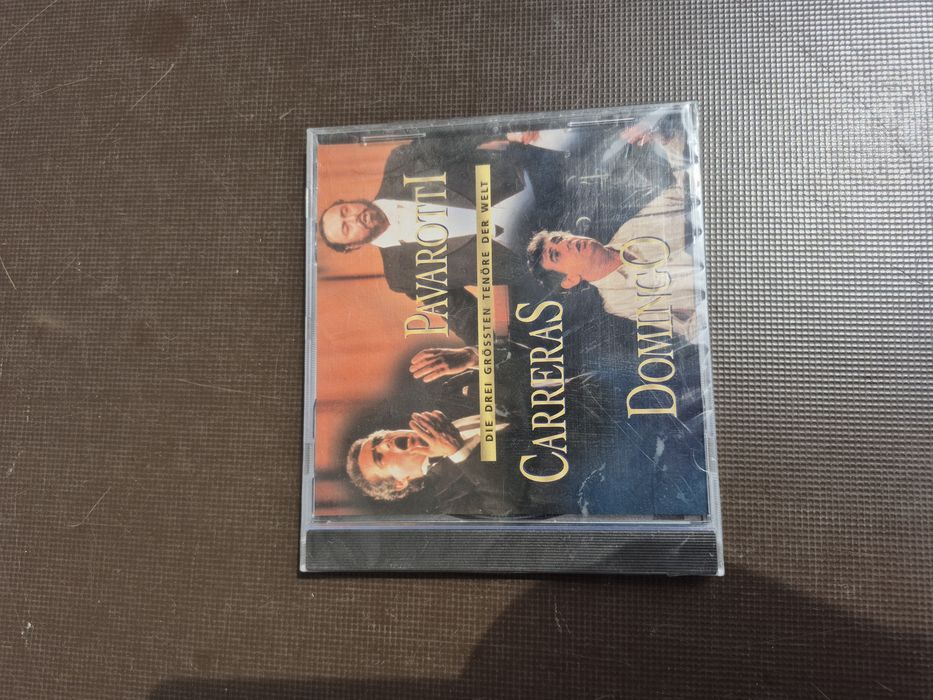 Vând 8 CD originale  muzică clasica mixta