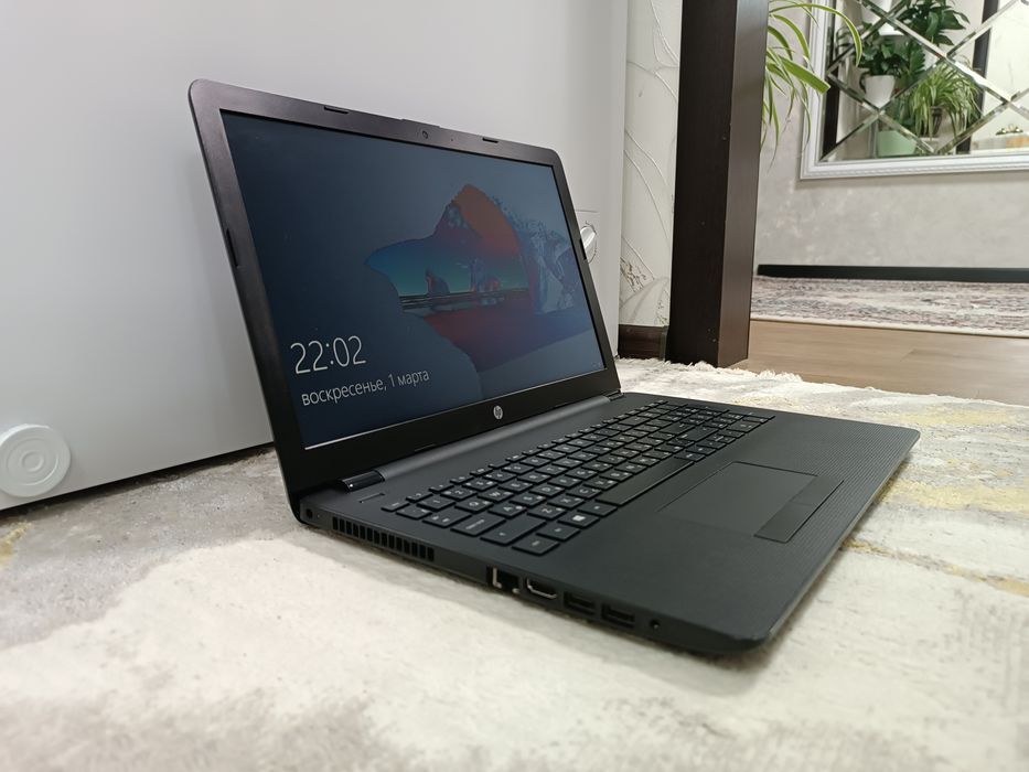 Ноутбук HP SSD, ОЗУ 8ГБ Windows 10 Pro.