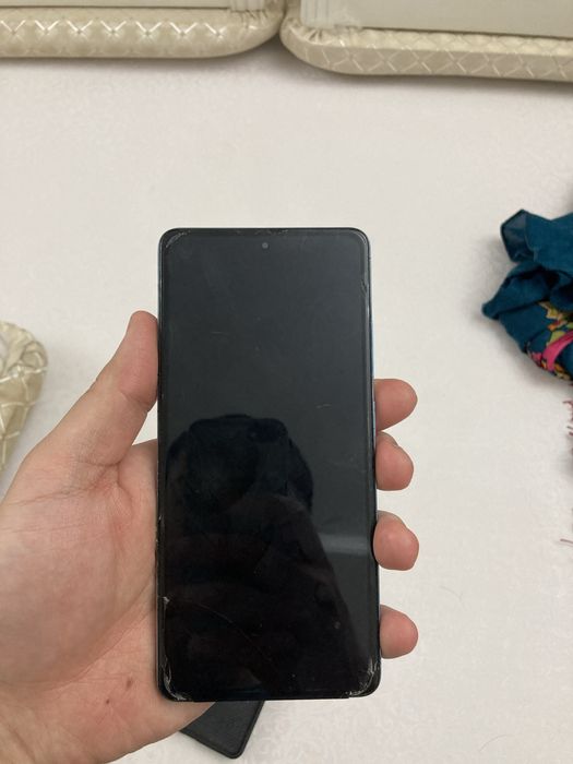 Redmi note 12pro plus 5G (256гб)