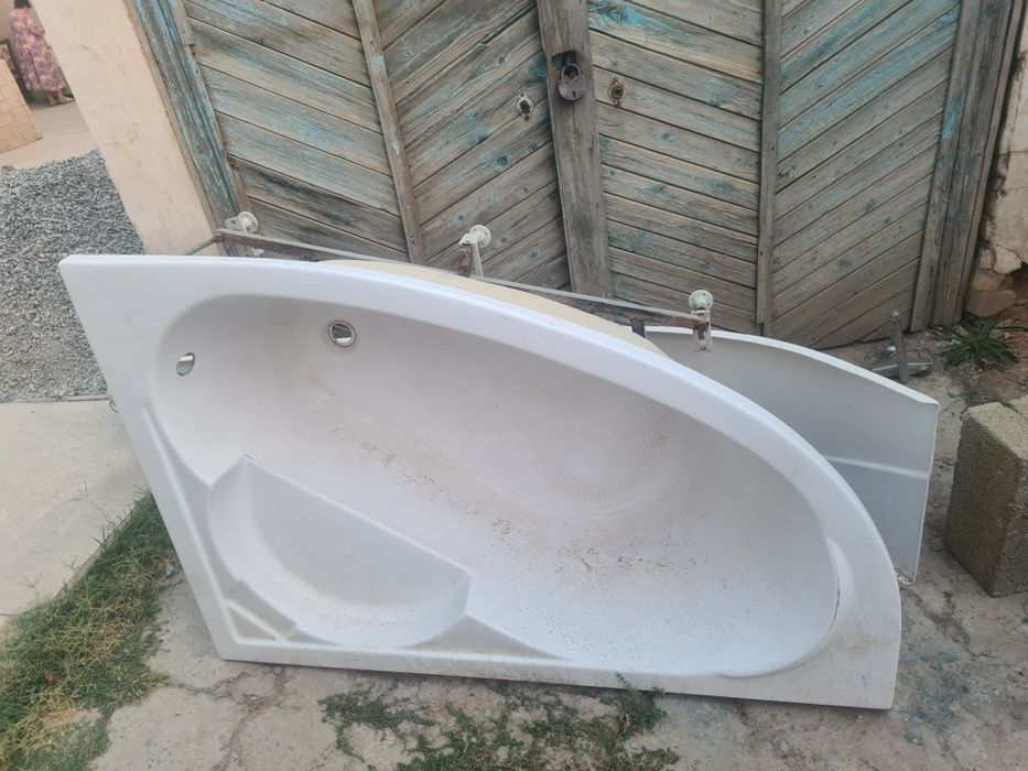 ванна угловая для двоих