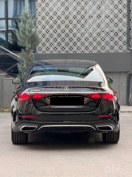 Mersedes Benz W214 E300 AMG Line