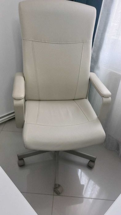 Fotoliu birou alb piele ecologica