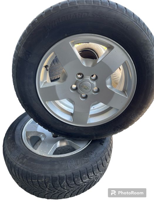 Jante aliaj Land Rover R18 cu anvelope de iarna 255 60 R18