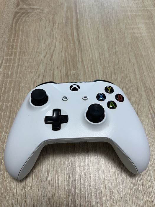 Xbox one S plus Fifa 24