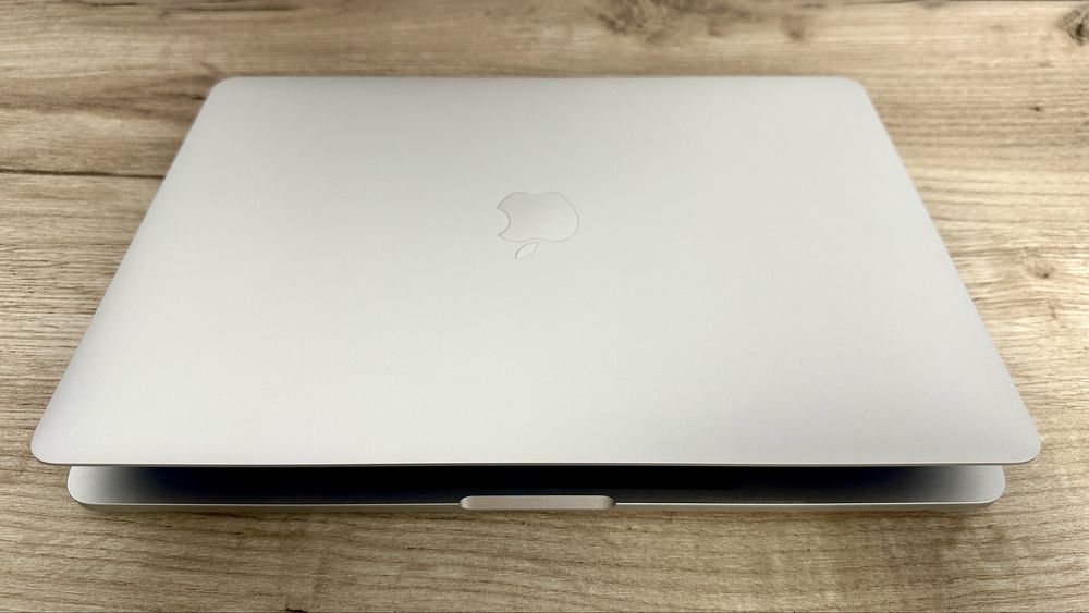 Macbook Pro 13 M1 (2020) - Ca nou + Apple Magic Mouse - Cutie + Acc.