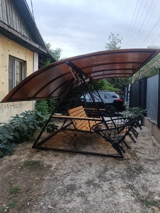 Продам качелю семейная