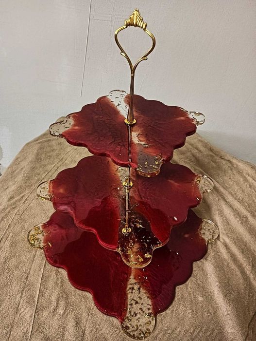 Suport etajat handmade din rășină epoxidică – modele unicat -candy bar