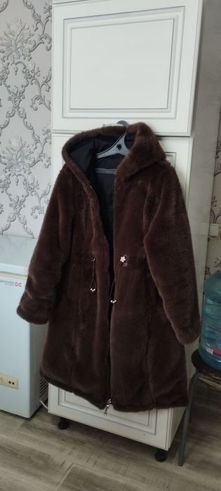 Срочно продам зимние куртки