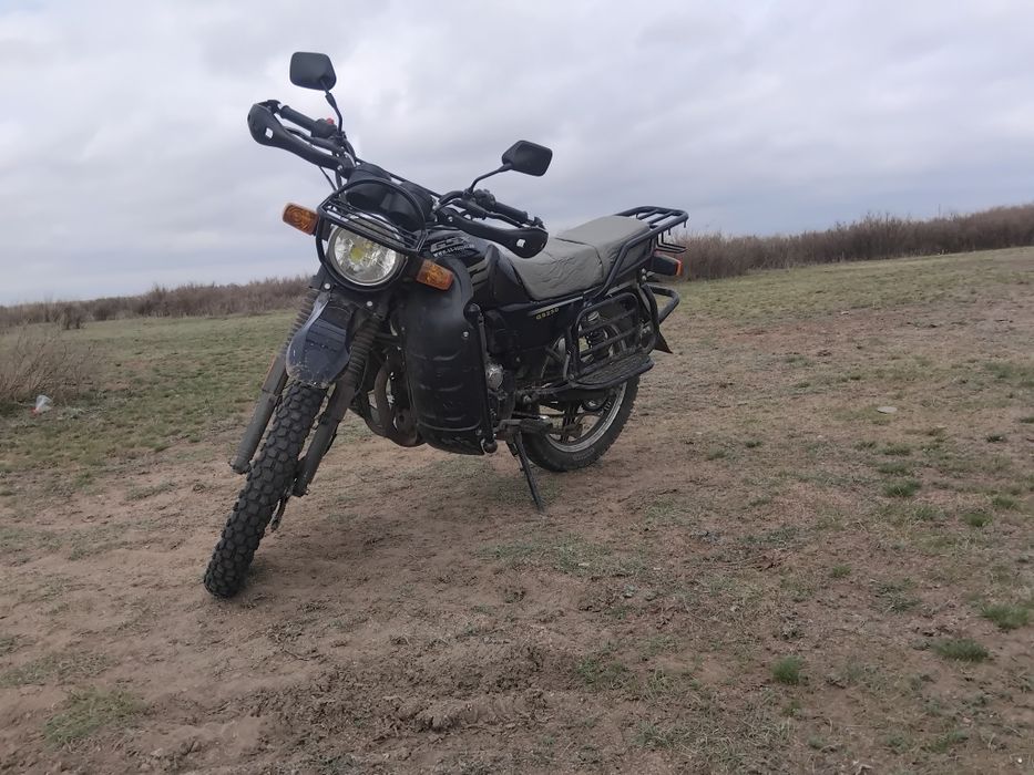 Продам мотоцикл 250кубов