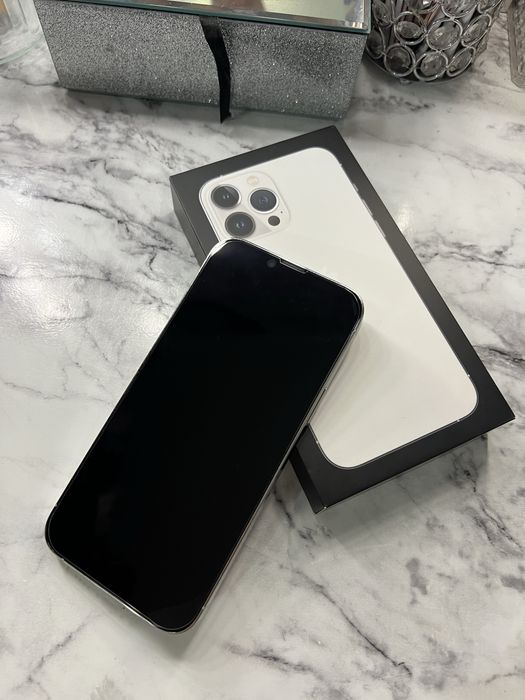 Iphone 13 Pro Max + accesorii
