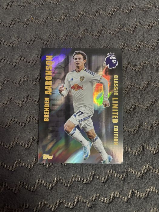 Продавам карти Topps Premier League 25/26