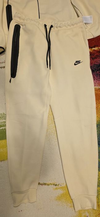 Nike tech fleece Nou