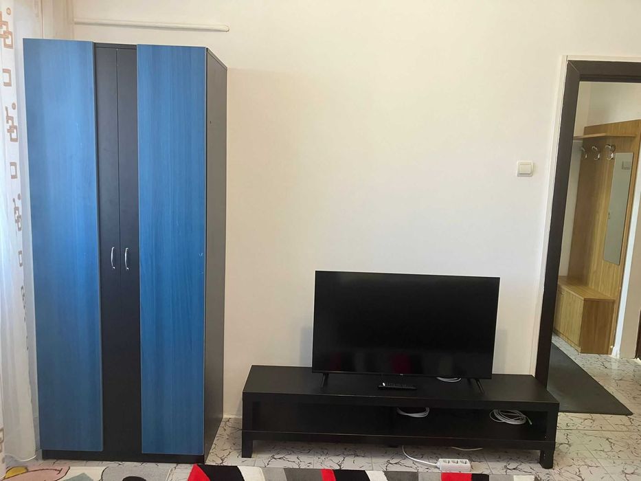 Inchiriez garsoniera decomandata in Craiova, langa Liceul Titulescu