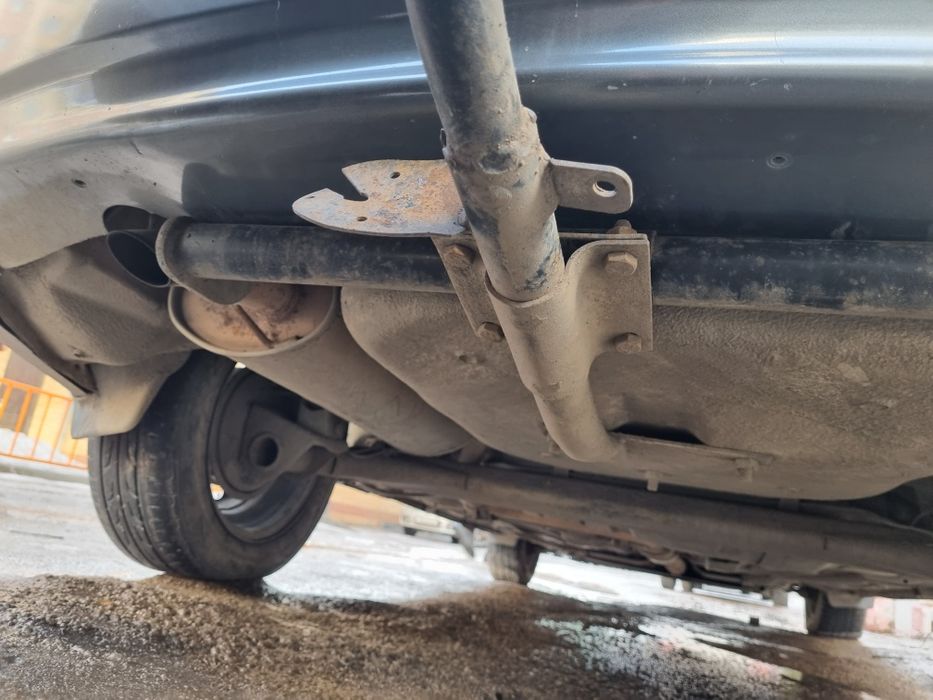 Фаркоп приора продам