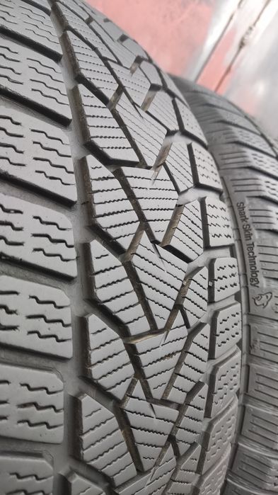 2бр. зимни гуми 195/65/15 Uniroyal Winter Expert
dot23
6.9mm
Добро със