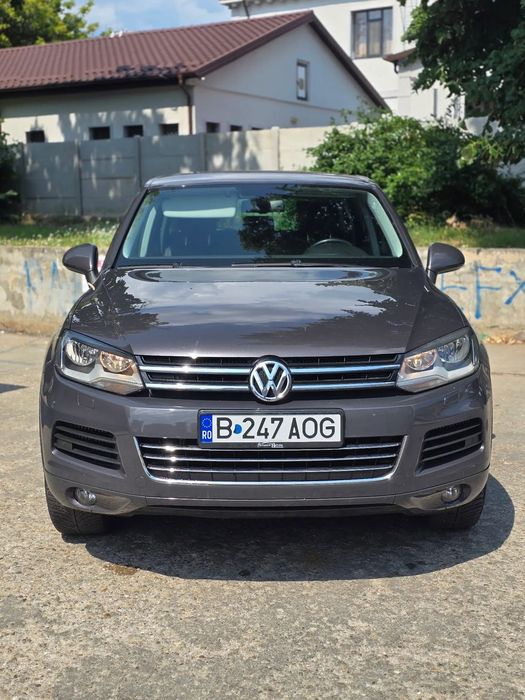 Volkswagen Touareg 3.0 tdi 245 cp Navi