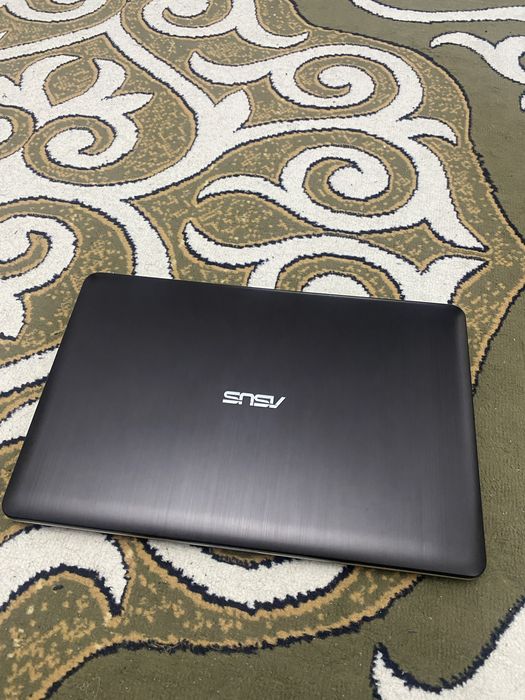 Ноудбук 512 жақсы жағдайда келісім бар