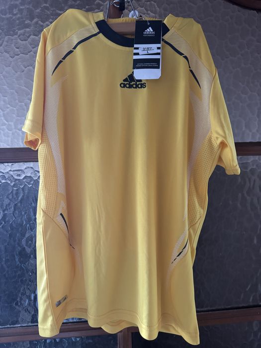 Детский спортивный комплект. Шорты и футболка