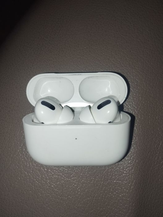 А 2084 AirPods ориганал
