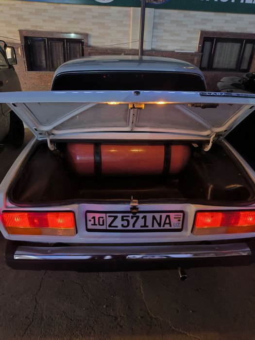 Vaz 2107 srochni sotiladi xolati zor