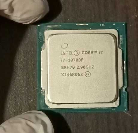 Intel Core i7-10700F (8 core / 16 threads) – ideal gaming & multitasking