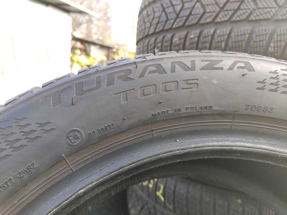 2бр Летни гуми 225 50 17 - Bridgestone - DOT 2024