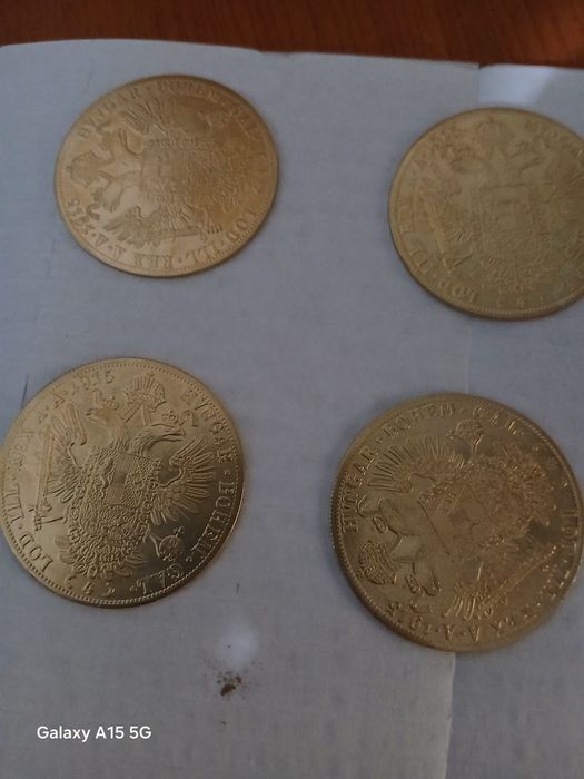 Vând galbeni de 14k