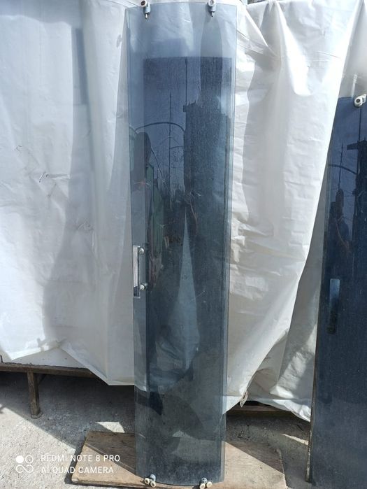 Продам двери на душевую кабину