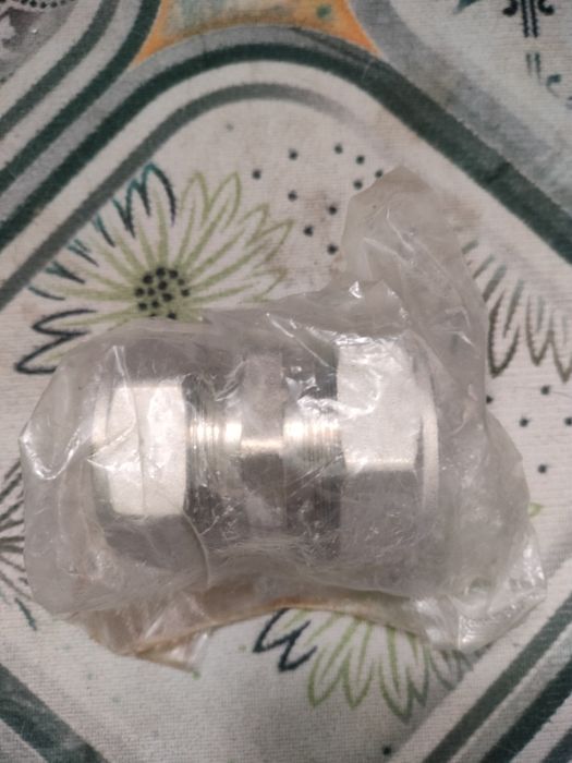 Фитинги , тройники , полотенцесушитель