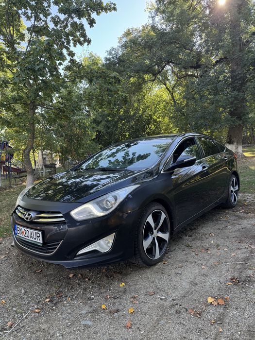 HYUNDAI i40 2013 — imagine 2