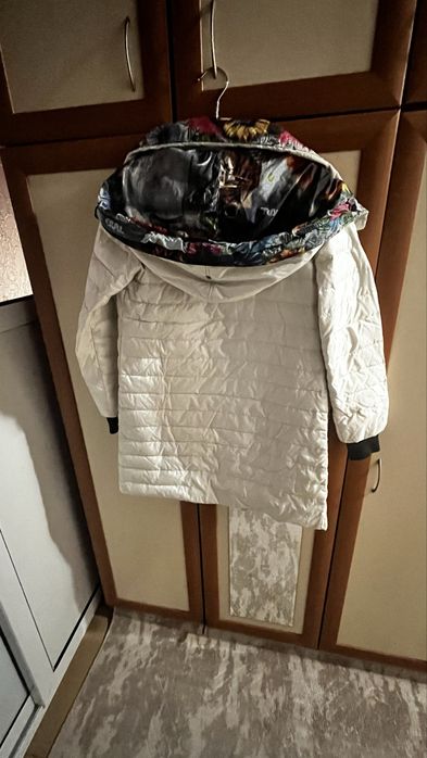 Дамско или юношеско яке Срр