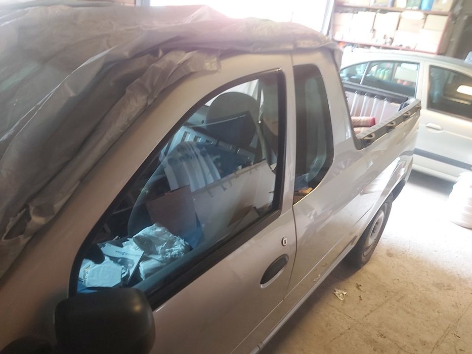 Autoutilitara Dacia