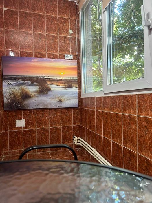 Ofer spre inchiriere apartament 2 camere zona foarte buna termen lung contract ANAF