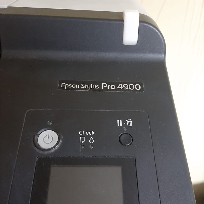 Продам Epson 4900pro